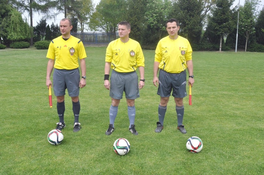 Liga Okręgowa grupa Zielona Góra.  ZAP Syrena Zbąszynek - Czarni Rudno 2:1 (0:0)