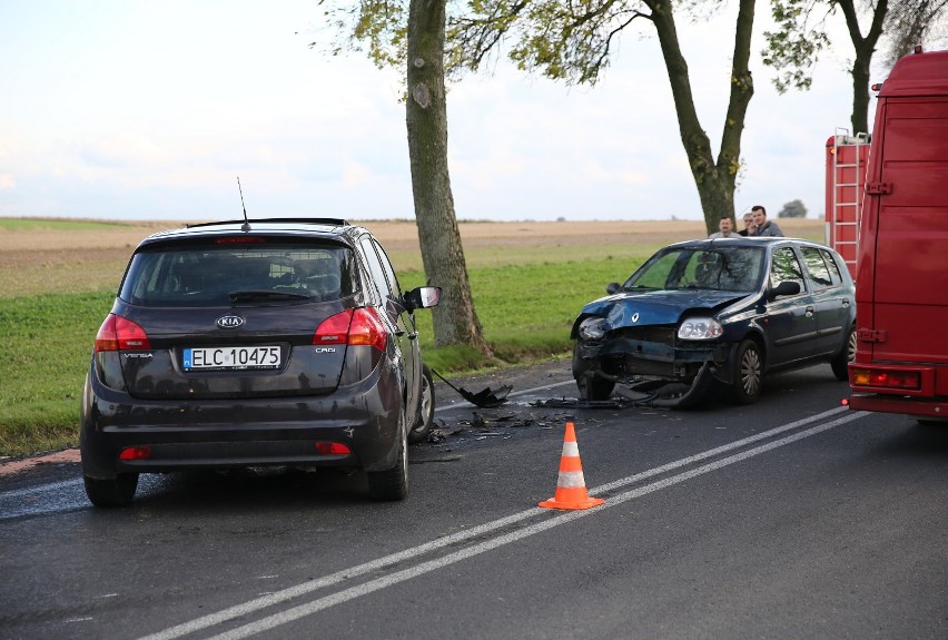 Dwa wypadki na DK91 pod Piotrkowem, sześcioro rannych