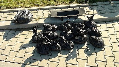 Wieszowa: Policja zatrzymała Bułgarów z 82 tys. tabletek z pseudoefedryną [ZDJĘCIA]