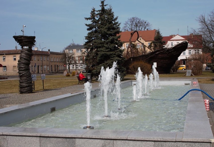 Nowy Tomyśl: Gmina wita wiosnę i uruchamia miejskie fontanny