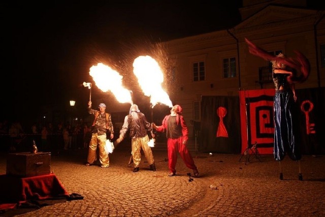 W zeszłym roku w Kutnie wystapiła grupa Teatralna Locomotora ze spektaklem "Arabeska".