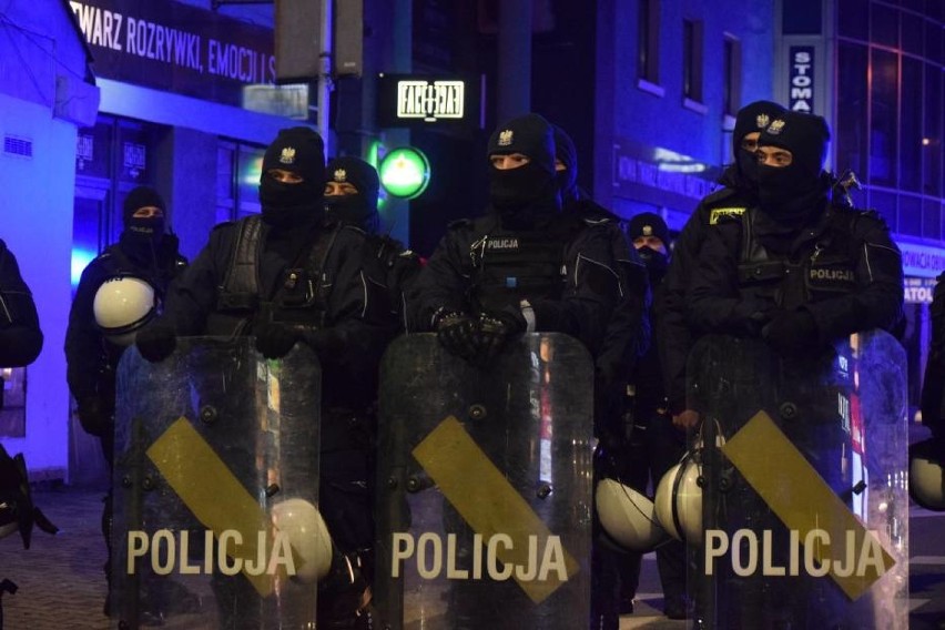 Rybnik. Policja nachodzi osoby spisane pod Face 2 Face?