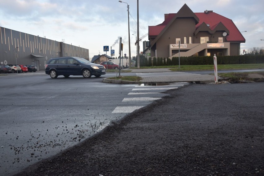 Ulica Popiełuszki w Wieluniu jest przejezdna, ale to nadal plac budowy [FOTO]