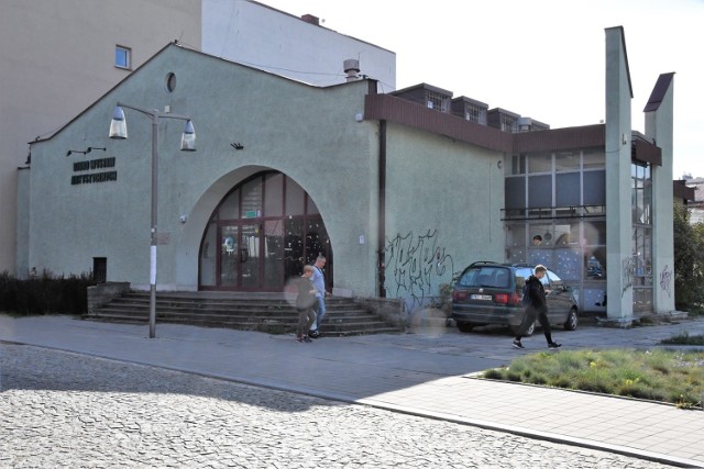 Dawna galeria Biura Wystaw Artystycznych przy ulicy Leśnej będzie wyburzona, na tym miejscu postanie nowy obiekt.