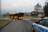 Oświęcim: kierowca autobusu MZK potrącił 56-latka