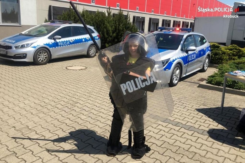 Kłobuck. Policjanci byli na pikniku rodzinnym z mieszkańcami ZDJĘCIA