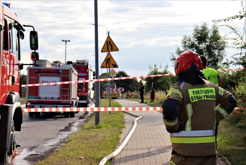 Na miejscu pracowała straż pożarna, policja, pogotowie...