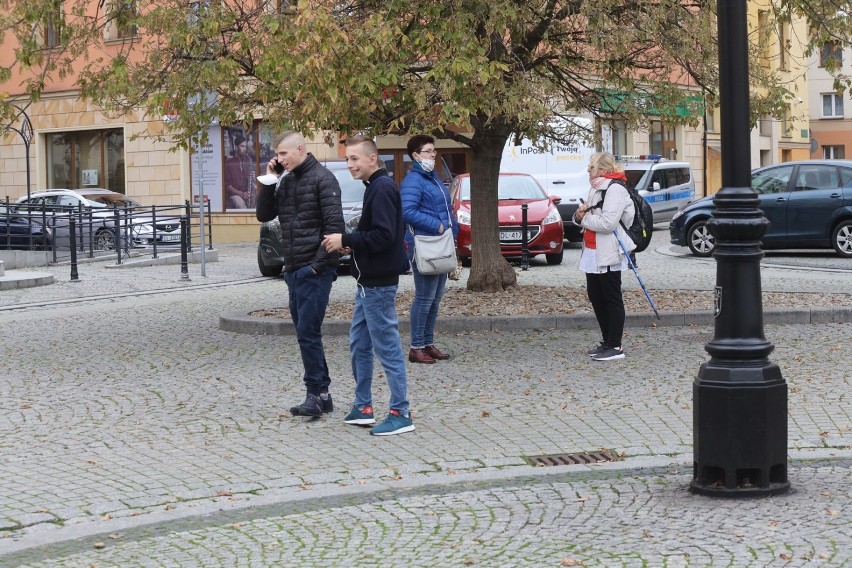 Kapiszon, a nie głośny protest w Legnicy w związku z epidemią koronawirusa