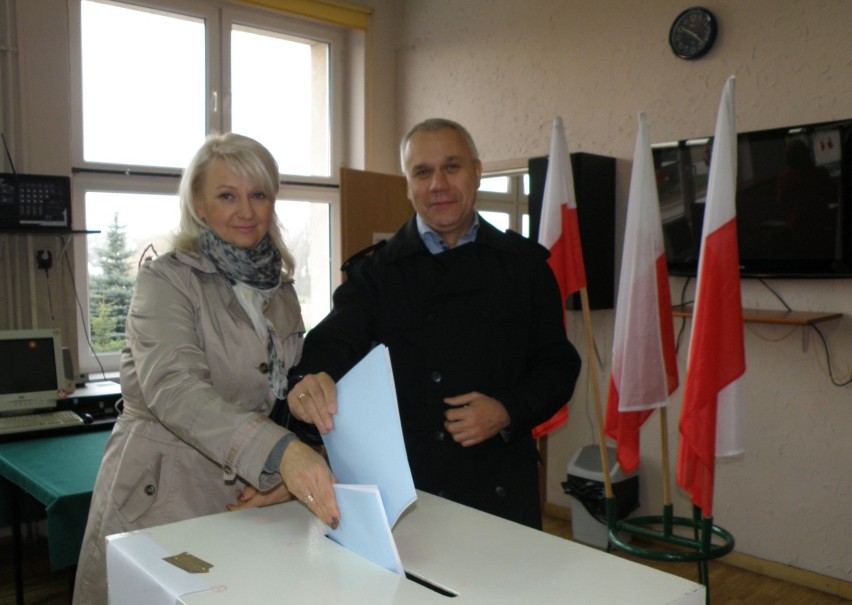 Wybory samorządowe [2014] w Mysłowicach: Głosujemy, bo "to nasz obowiązek" [ZDJĘCIA]