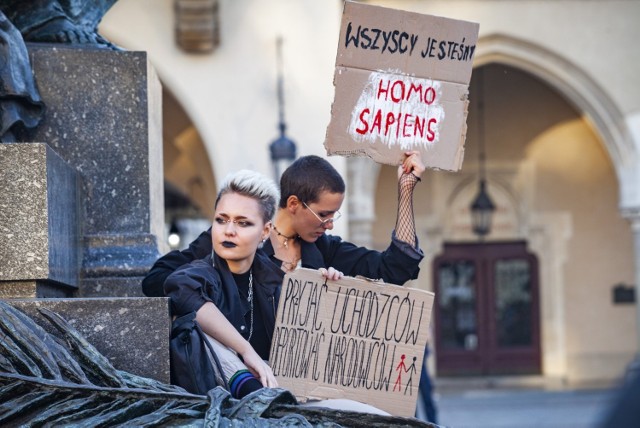 Demonstracja na Rynku Głównym