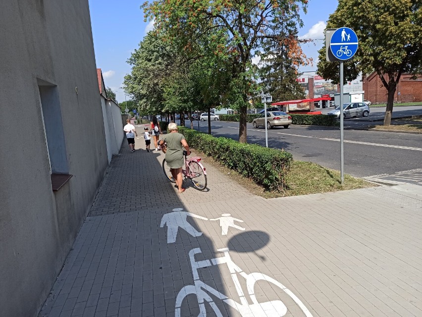 Ukończona ścieżka pieszo-rowerowa na ulicy Bohaterów Westerplatte w Rawiczu