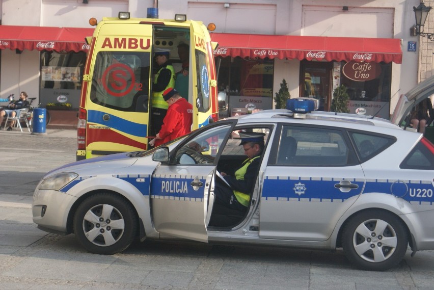 Wypadek rowerzystów w Kaliszu na Głównym Rynku