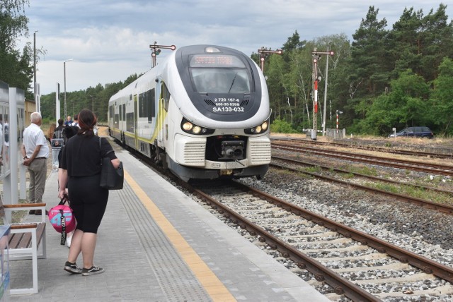 W czerwcu 2022 roku, po 20 latach przerwy, uruchomione zostały połączenia osobowe na trasie Zielona Góra-Guben.