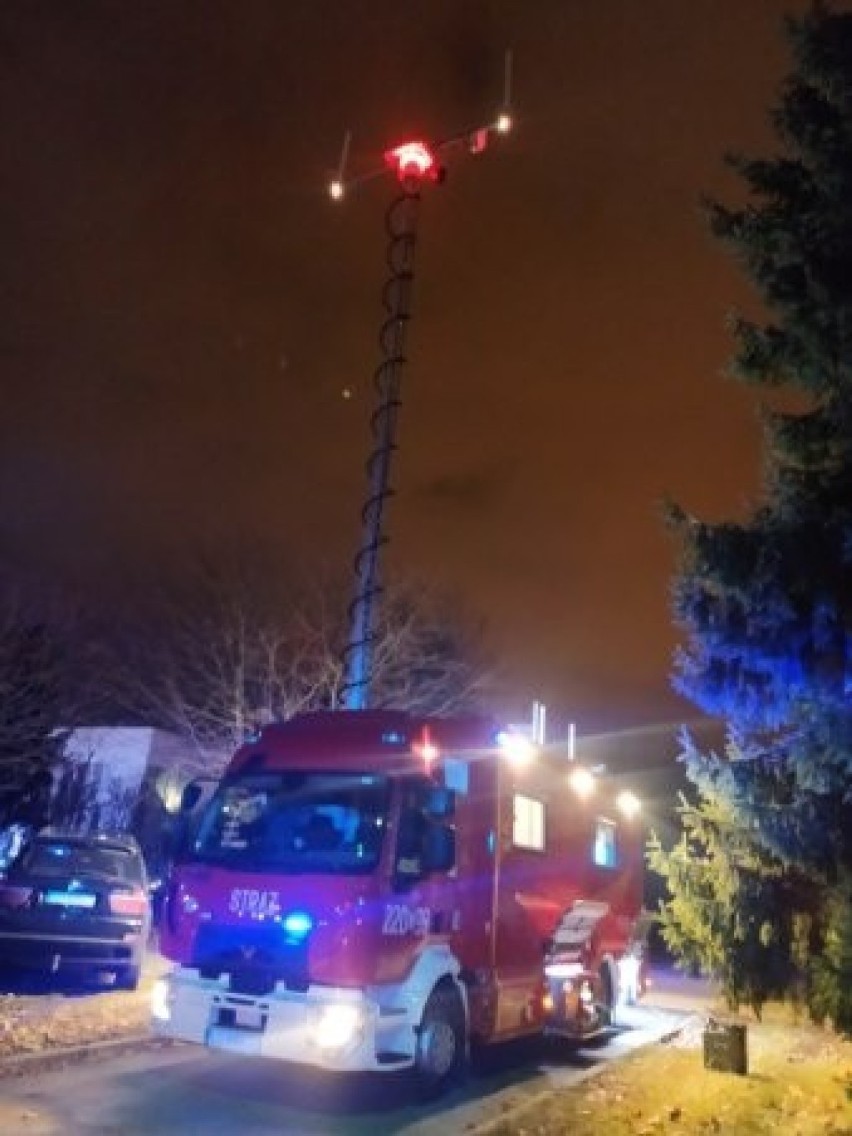 Pożar szpitala MSWiA na ulicy Grenadierów w Lublinie. Z ogniem walczyło 14 zastępów straży pożarnej
