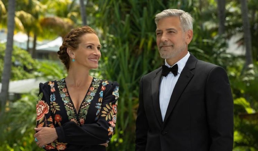 Roberts i Clooney zagrają rozwiedzioną parę, która wyrusza w...
