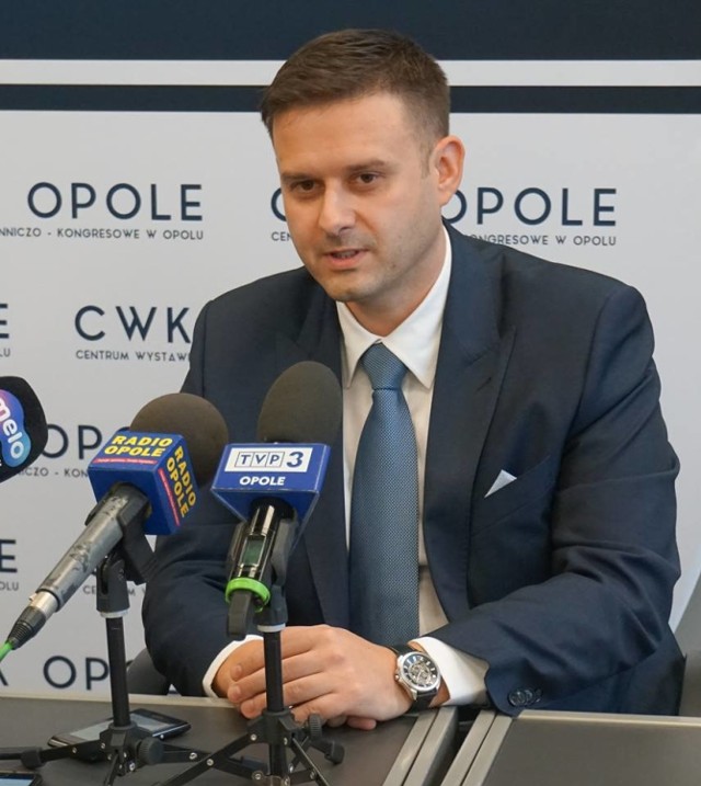 -&nbsp;Uważam, że załoga CWK to grupa ludzi, która jak najbardziej nadaje się do tego, co robi - ocenia Patryk Stasiak, nowy dyrektor centrum.