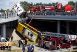 Wypadek autobusu na moście Grota-Roweckiego. Kierowca przyznał się do zażywania amfetaminy