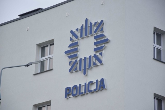 Malborska policja podaje, że zatrzymany mężczyzna przyznał się do zarzucanych czynów.