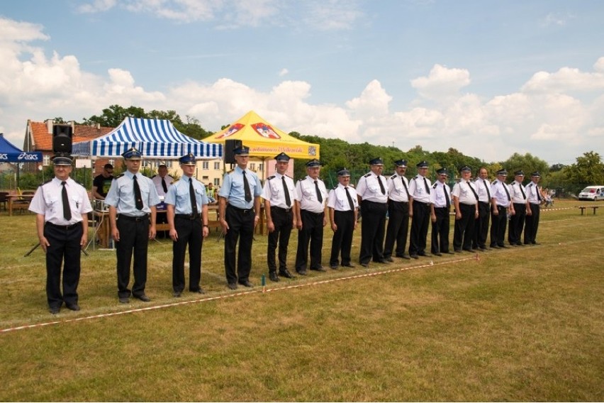 Strażacy z Ochotniczych Straży Pożarnych z gminy Gołuchów wzięli udział w Zawodach Sportowo - Pożarniczych w Tursku