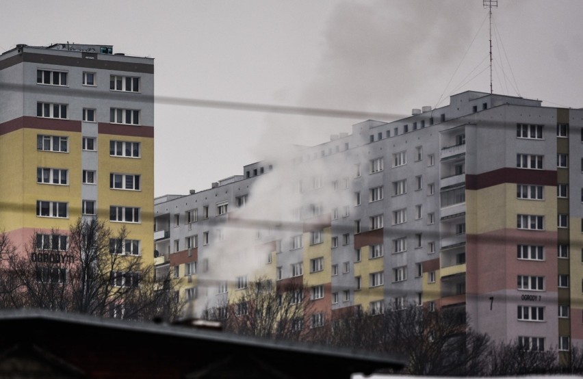 Mieszkańcy mają już dość smogu. W części powstaje przez...