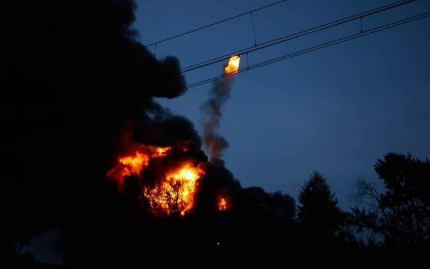 Tajemnica pożaru odpadów w Sosnowcu? Na śmieciach można dobrze zarobić
