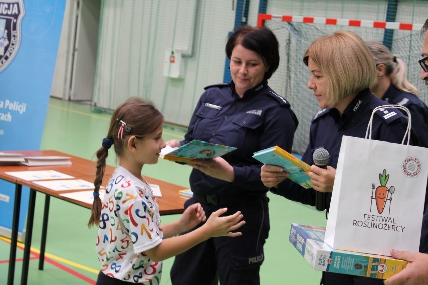 Sukces uczniów z „piątki” w Policyjnej Akademii Bezpieczeństwa