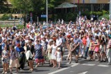 Po dwóch latach przerwy procesja Bożego Ciała wróciła na ulice miasta w Koninie    