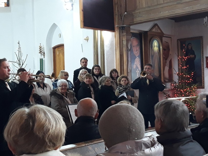 Koncert kolęd w usteckim kościele (wideo, zdjęcia)