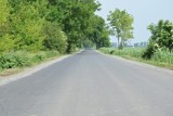 Odcinek drogi powiatowej do Myszkowa już po remoncie i odbiorze. Dzięki współpracy powiatu i gminy realizowano przebudowę