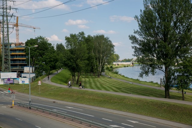 Właśnie w tym miejscu na bulwarach wysypany zostanie piasek