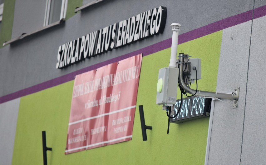 Antysmogowe billboardy rozwieszono w Sieradzu (zdjęcia)