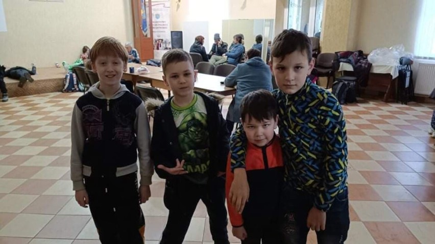 Krosno przyjęło grupę uchodźców wojennych. To Ukraińcy polskiego pochodzenia z Energodaru [ZDJĘCIA]