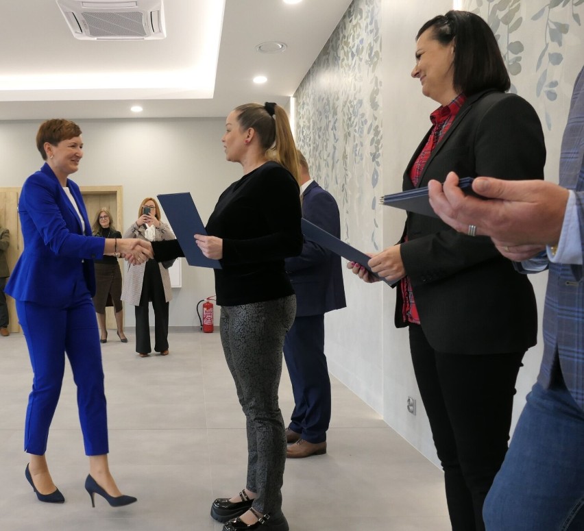 Nowi radni gminy Bełchatów otrzymali zaświadczenia o wyborze