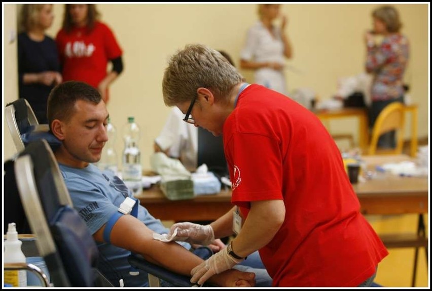 Świdnica: Ksiądz poprosił - mieszkańcy oddawali krew (zdjęcia!)