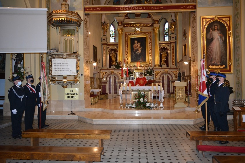 Chrzanów. Uroczysta msza święta w kościele św. Mikołaja z okazji Dnia Strażaka [ZDJĘCIA]