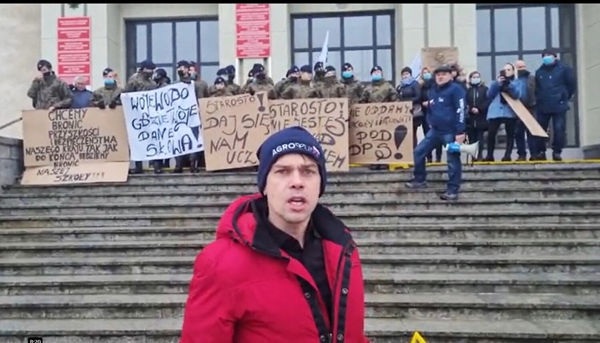 Liceum Ogólnokształcące w Dubience będzie likwidowane. Na nic zdały się protesty. Zobacz zdjęcia