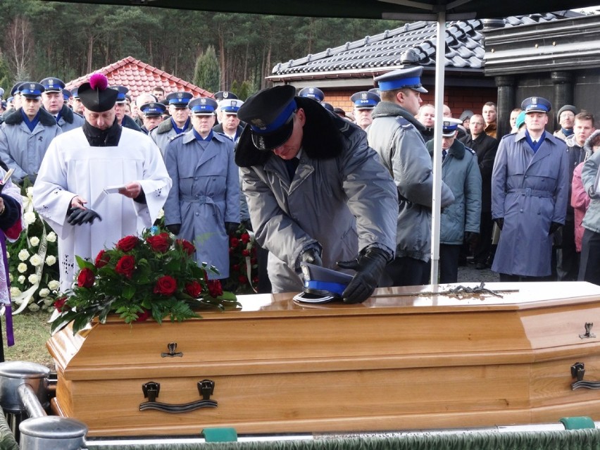 Pogrzeb podinspektora Macieja Nawrockiego. Policjanta...