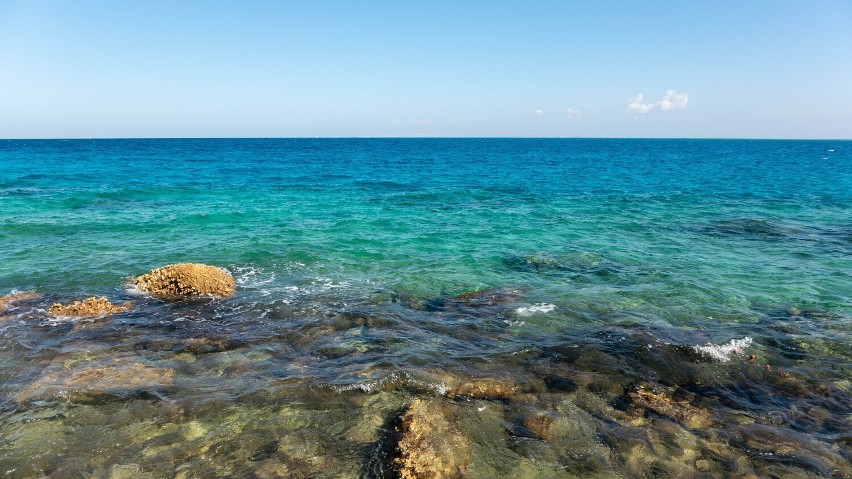 Kochasz słońce, błękitną wodę i plażowanie? Zaplanuj wakacje w Egipcie z wylotem z Jasionki  