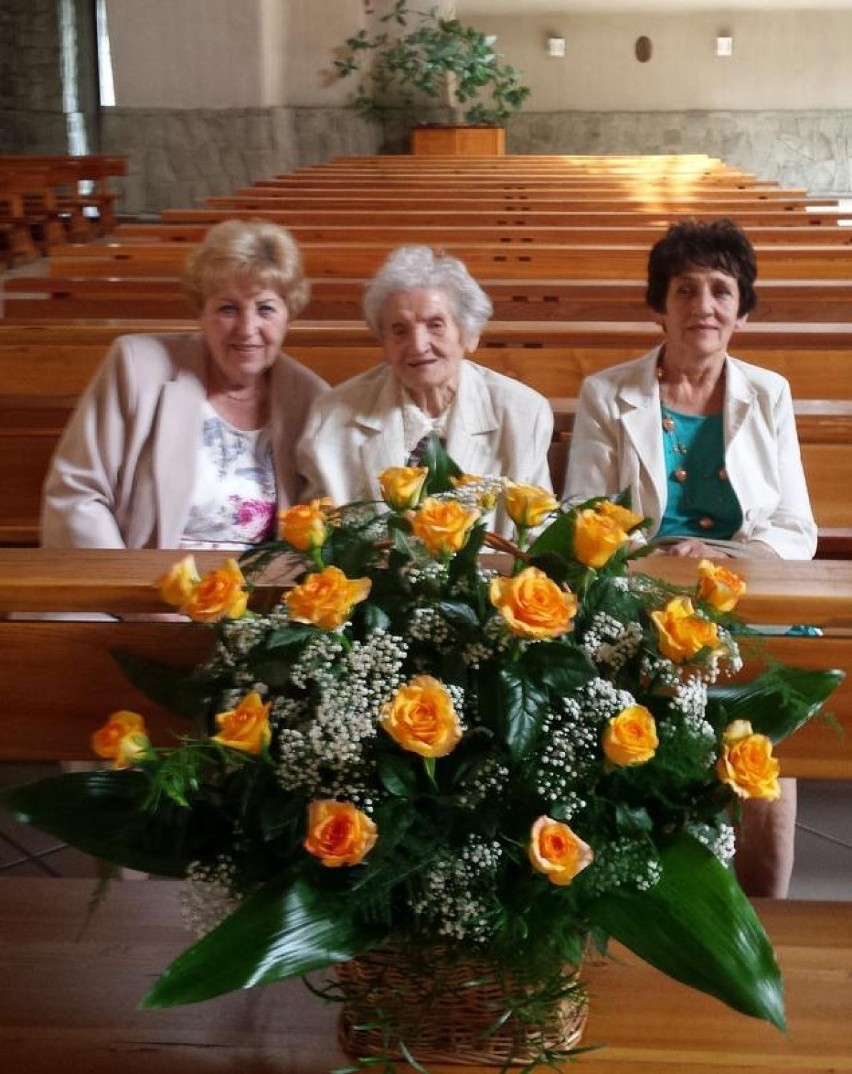 104-latka w Oświęcimiu świętowała urodziny w gronie rodziny i władz miasta