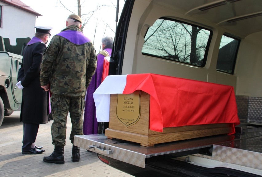 Uroczysty pogrzeb Romana Szczura ps. "Urszula" w Radecznicy