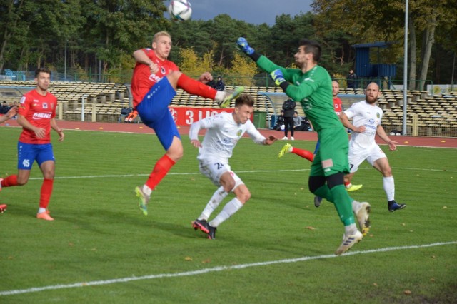 W lubuskich derbach piłkarze Lechii Zielona Góra pokonali Wartę Gorzów 1:0.