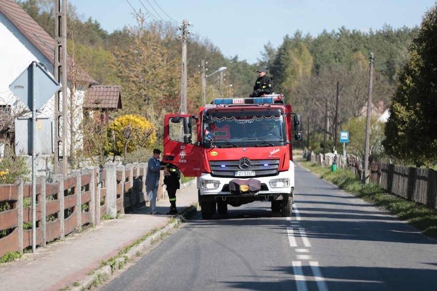 Strażacy z OSP Zabór i OSP Racula dziś odwiedzają...