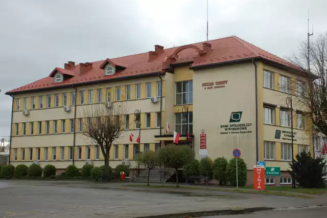 Gmina Nowy Żmigród pozyskała 170 tysięcy złotych dofinansowania z programu "Senior" na remont dawnej szkoły w Skalniku