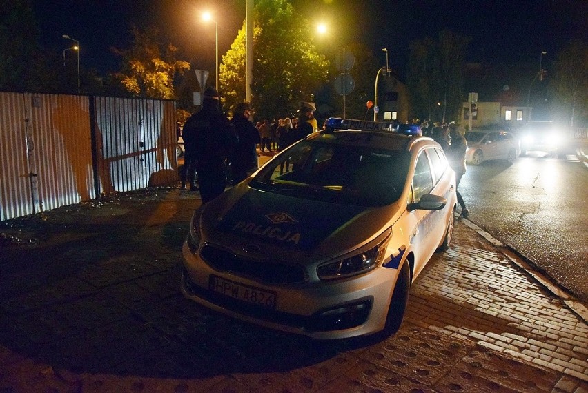 Stargard. Protest kobiet. Kolejny wielki marsz przez miasto. Tym razem pod dom posła PiS. ZDJĘCIA, WIDEO