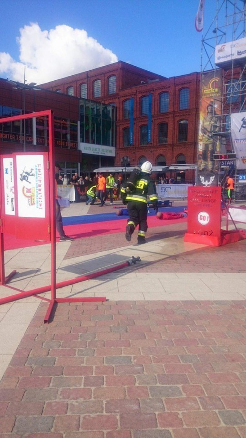 Nasz strażak walczy na Mistrzostwach Polski KZPT Firefighter Combat Challenge 2018 w Łodzi [ZDJĘCIA]