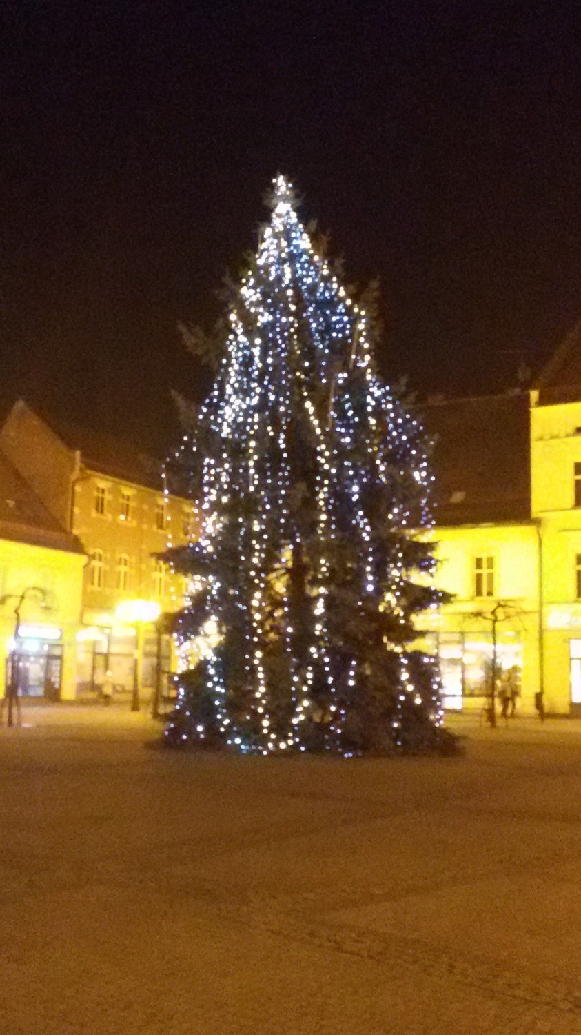 Oświetlenie świąteczne w Mikołowie: Miasto już wypiękniało na święta