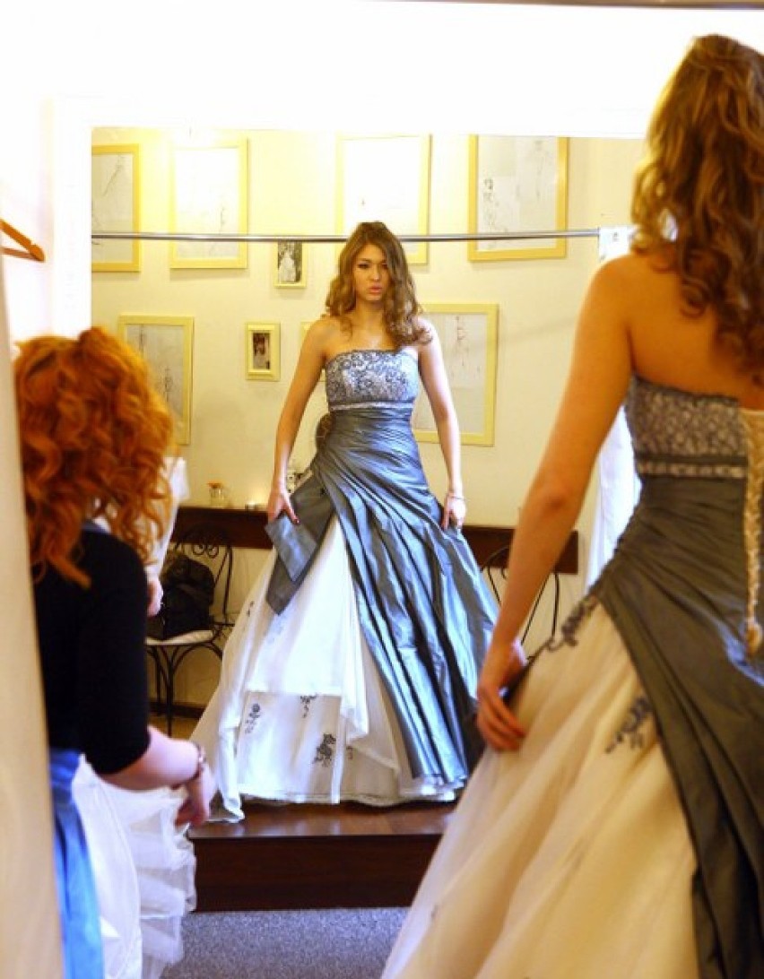 Angelika Ogryzek mierzyła suknie w Centrum Mody Ślubnej