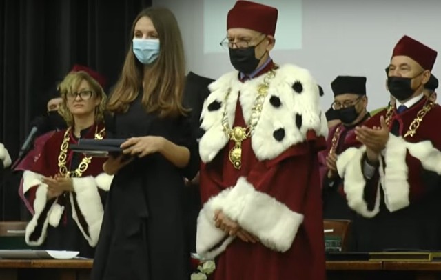 Alicja Tymczewska z Gniezna została najlepszą absolwentką UMK w Toruniu w poprzednim roku akademickim!