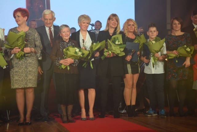 Promotor Myszkowa 2019. Gala w Miejskim Domu Kultury. Najlepsi odebrali Promotory i wyróżnienia