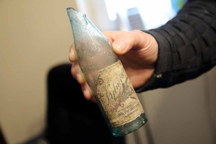 List z butelki ujawnił prawdę o lututowskich dzwonach[ZDJĘCIA]